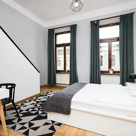 Daire Beautiful Apartment, Great Location, Old Town & Kazimierz